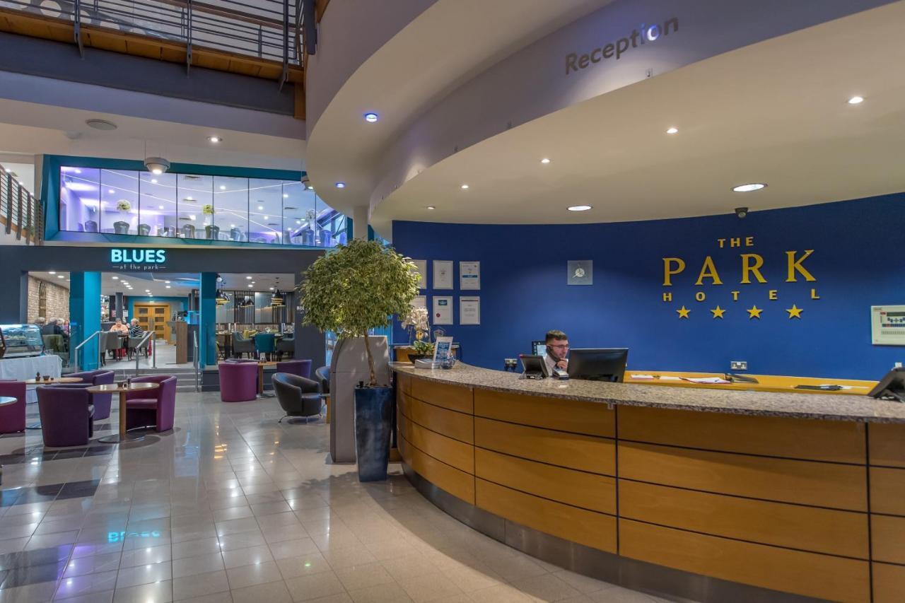 The Park Hotel Kilmarnock Exteriör bild